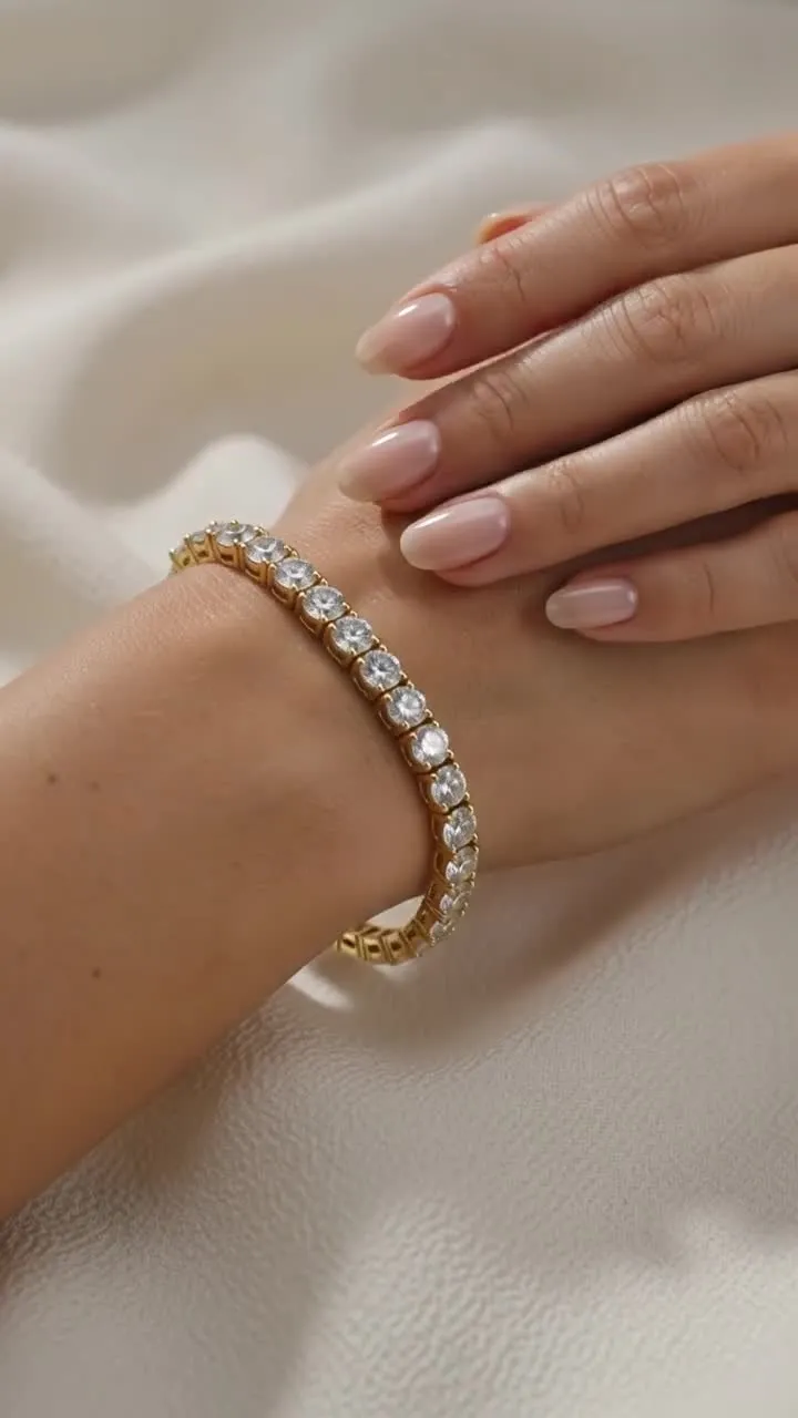 A line of light around the wrist