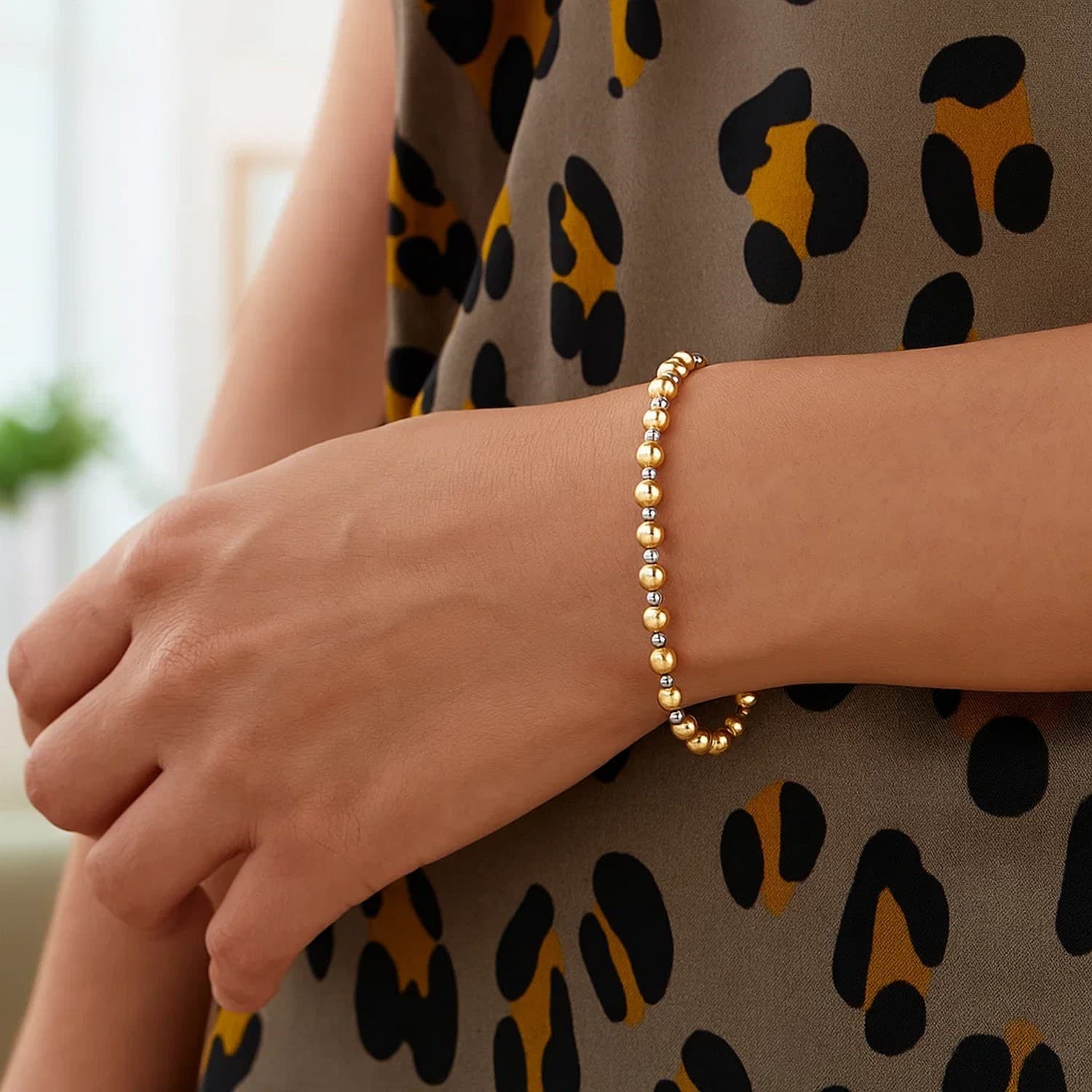 14k Two Tone Gold Polished Diamond Cut Bead Bracelet (4.00 mm) — alternate view